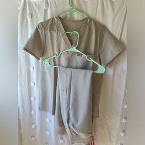 Bone Figs Set (Catarina Top Zamora Bottom)